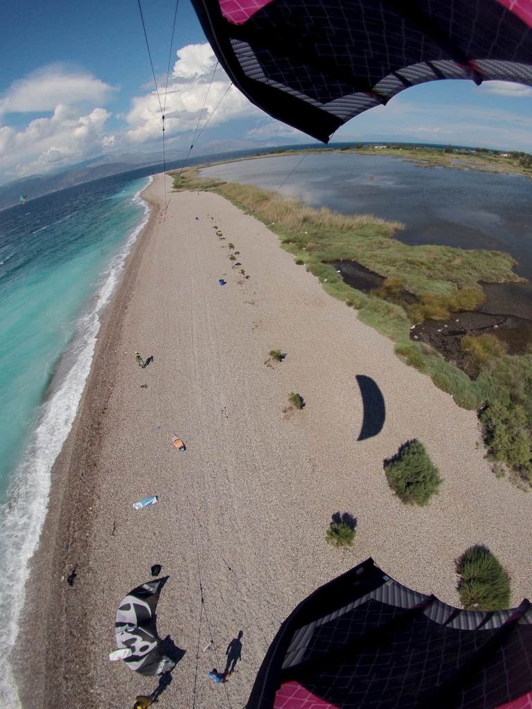 Aigio kitesurfing : kiteboarding00001